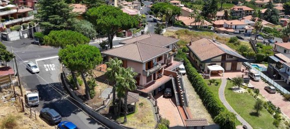 8 rooms Villa in Trecastagni, Italy No. 284280 4