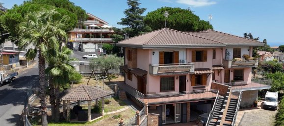 8 rooms Villa in Trecastagni, Italy No. 284280 5