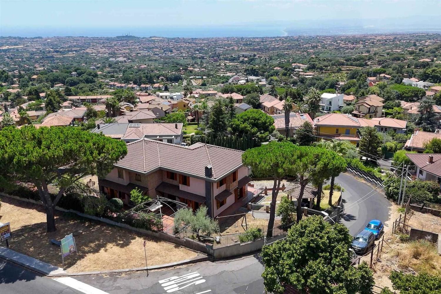 8 rooms Villa in Trecastagni, Italy No. 284280