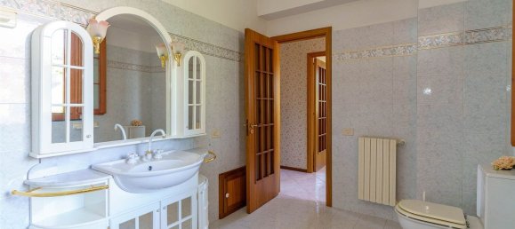 8 rooms Villa in Trecastagni, Italy No. 284280 23