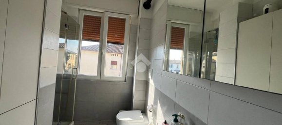 3 bedrooms Apartment in Pordenone, Italy No. 23424 70