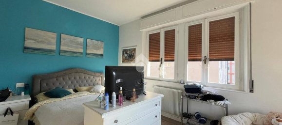 3 bedrooms Apartment in Pordenone, Italy No. 23424 9