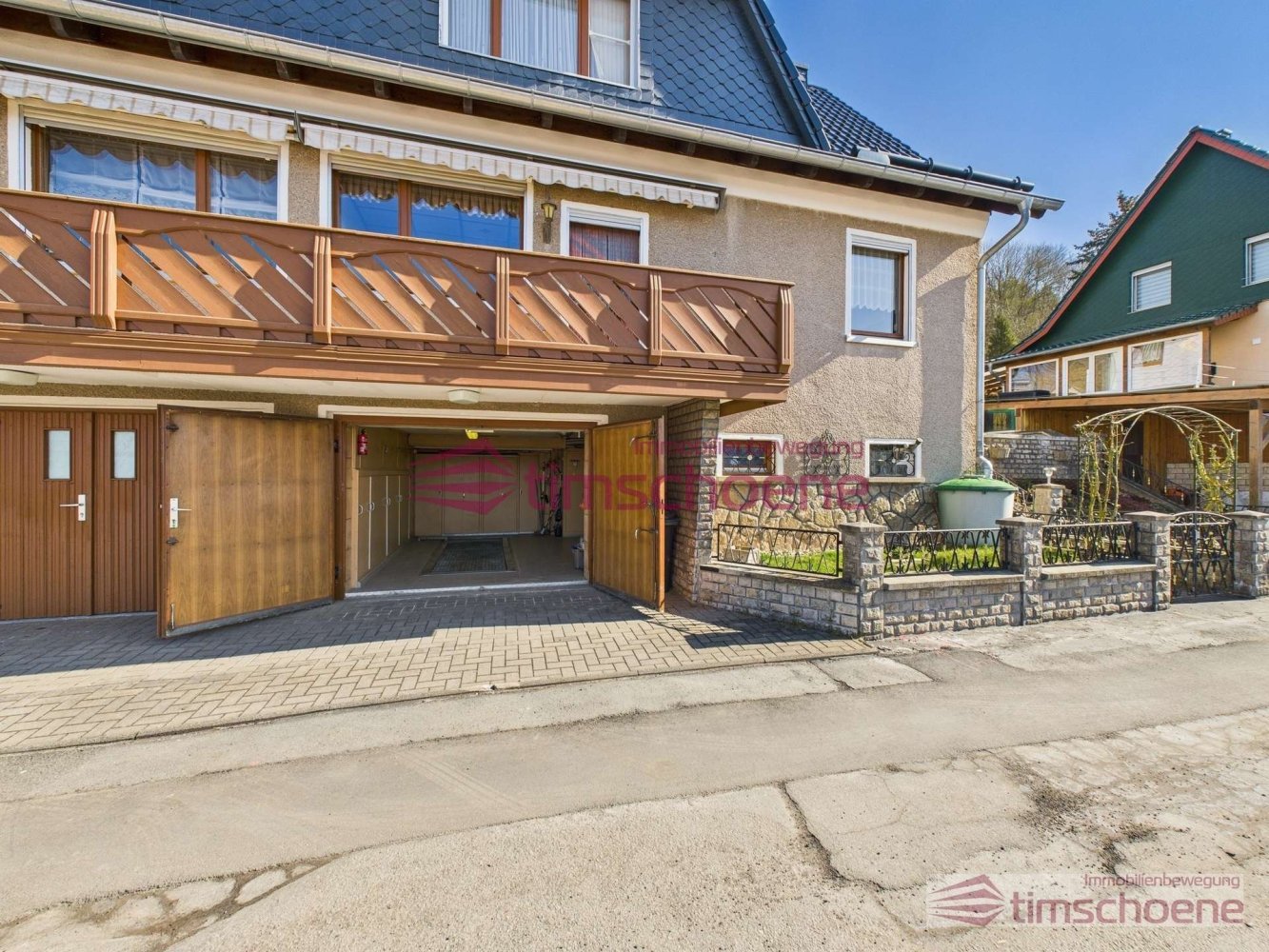 Таунхаус с 5 комнатами в Шмалькальден-Майнинген, Германия № 168417