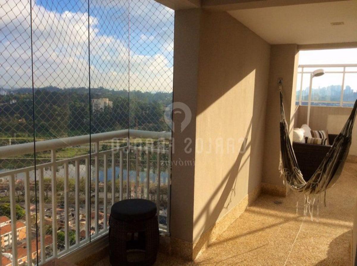 Casa de 4 dormitorios en Sao Paulo, Brazil No. 593812