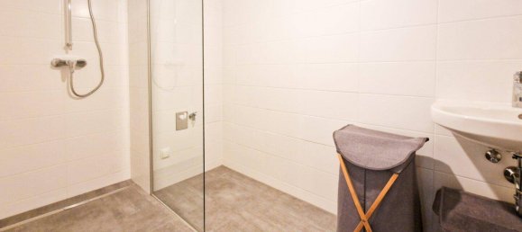 3 rooms Apartment in Meidling, Austria No. 179663 4