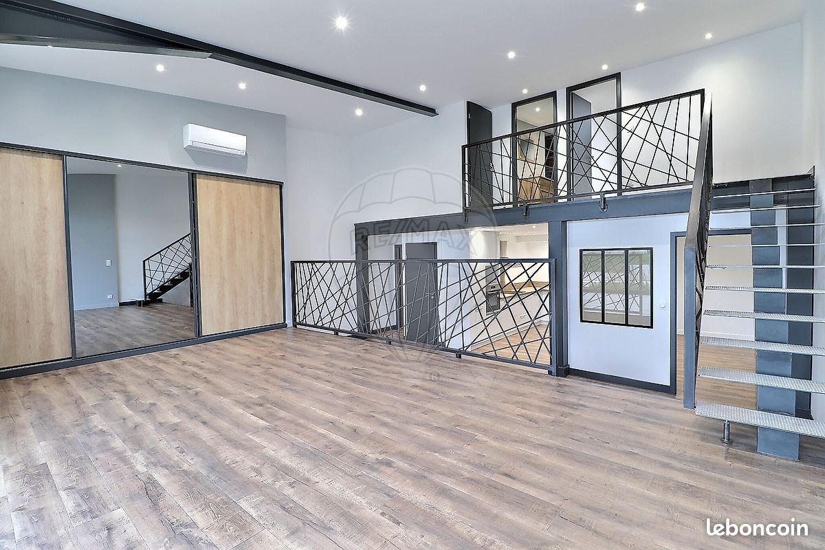 Дуплекс с 3 спальнями в Ришармениль, Франция № 81670