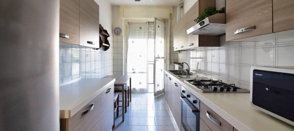 3-Zimmer Wohnung in Rho, Italy, Nr. 38614 6