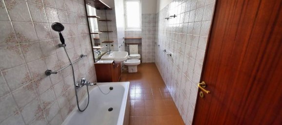 3-Zimmer Wohnung in Rho, Italy, Nr. 38614 23