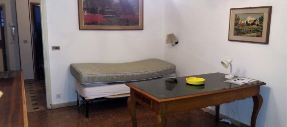 3 rooms Apartment in Turin, Italy No. 202442 3