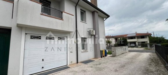 3 Schlafzimmer Villa in Riese Pio X, Italy, Nr. 328439 17