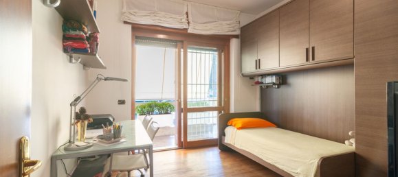 Apartamento de 4 habitaciónes en Rome, Italy No. 191274 4