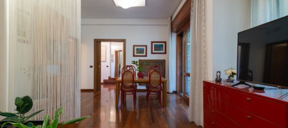 Apartamento de 4 habitaciónes en Rome, Italy No. 191274 10