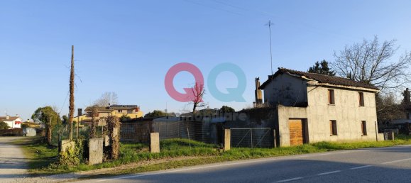 2 Schlafzimmer Haus in Portogruaro, Italy, Nr. 85379 3