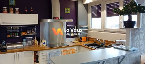 3 chambres Appartement à Nancy, France No. 88134 2