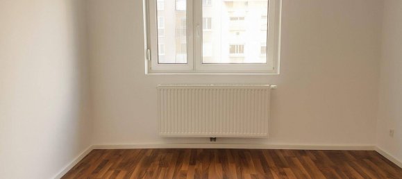 2 rooms Apartment in Vienna, Austria No. 131935 2