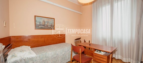 Apartamento de 4 divisões em Voghera, Italy N.º 5538 6