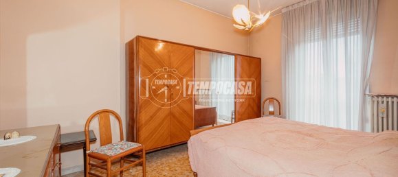 Apartamento de 4 divisões em Voghera, Italy N.º 5538 5