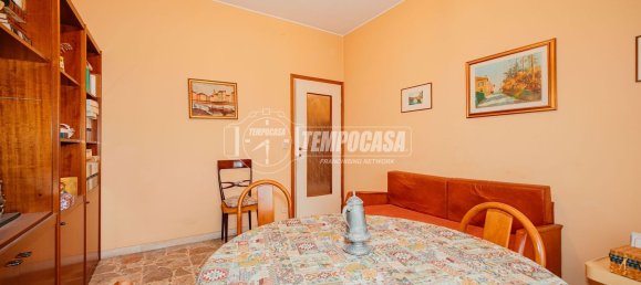 Apartamento de 4 divisões em Voghera, Italy N.º 5538 4