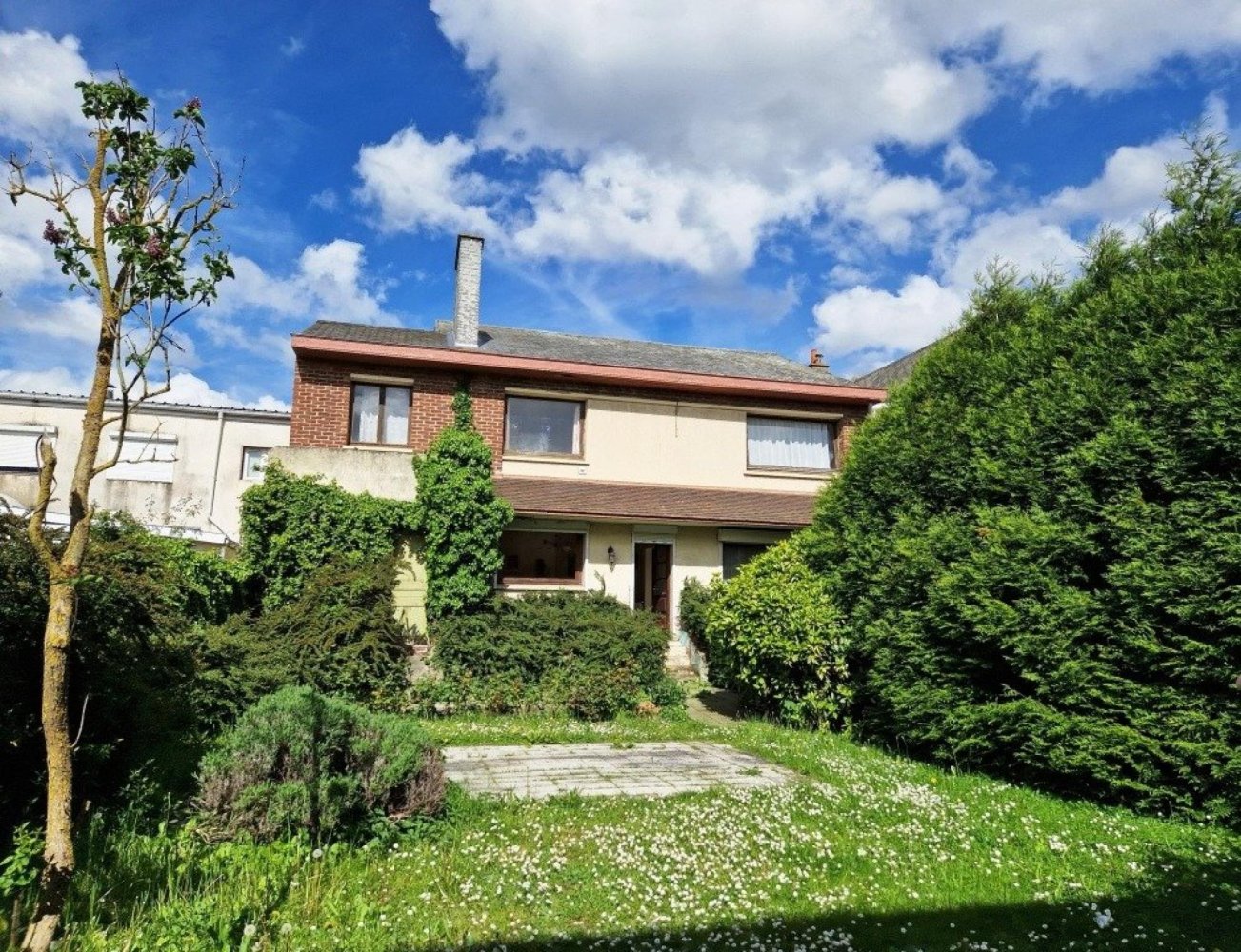 Adosado de 4 dormitorios en Loison-sous-Lens, France No. 156087