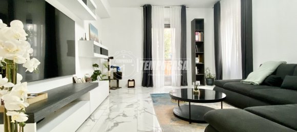 2 bedrooms Apartment in Lecco, Italy No. 378227 18