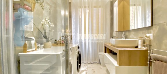 2 bedrooms Apartment in Lecco, Italy No. 378227 16