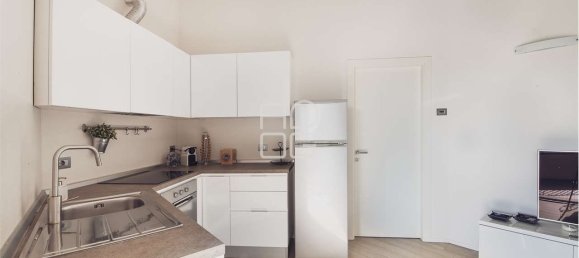 Квартира с 1 спальней в Дезенцано дель Гарда, Италия № 320536 9