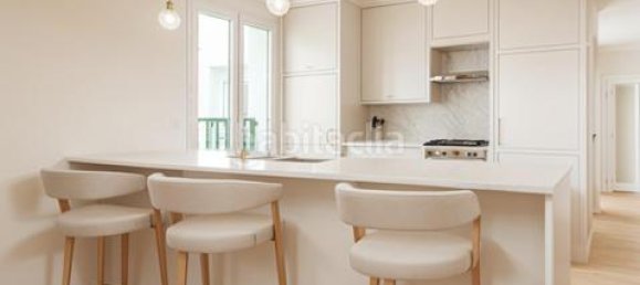 Дуплекс с 2 спальнями в Мадрид, Испания № 127387 16