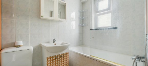 2 Schlafzimmer Maisonette-Wohnung in Feltham, United Kingdom, Nr. 9833 8