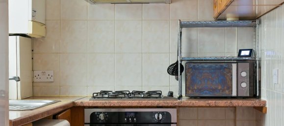 2 Schlafzimmer Maisonette-Wohnung in Feltham, United Kingdom, Nr. 9833 5