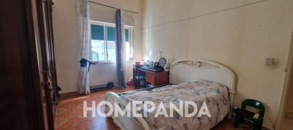 4-Zimmer Wohnung in Catania, Italy, Nr. 76642 2