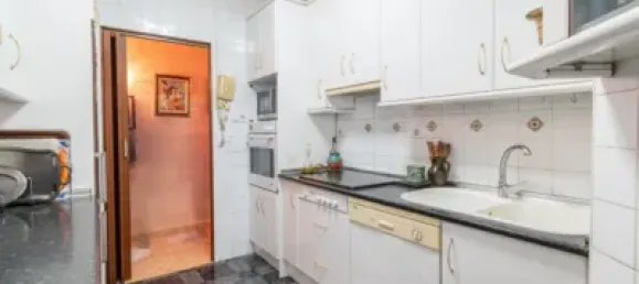 3 bedrooms Apartment in Granada, Spain No. 174515 13