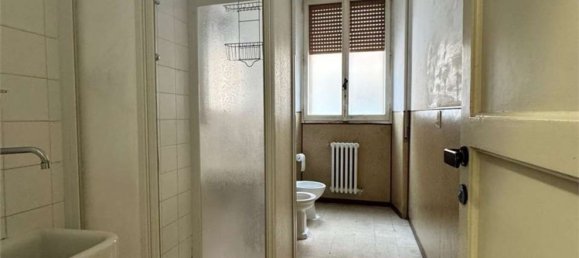 Apartamento de 4 divisões em Mantua, Italy N.º 246946 8