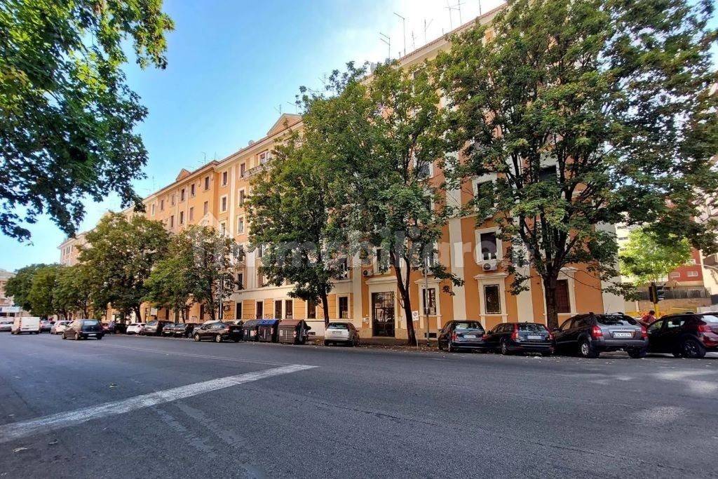 1 bedroom Apartment in Rome, Italy No. 369677
