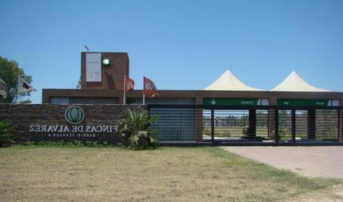  Land in Moreno, Argentina No. 115831