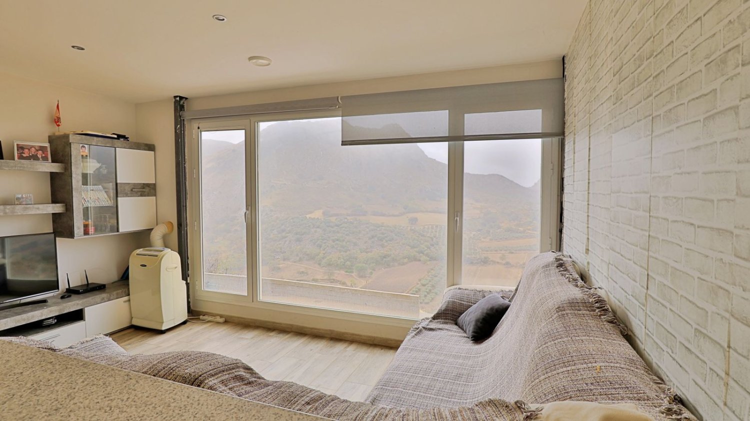 2 Schlafzimmer Haus in Alfarnatejo, Spain, Nr. 57148