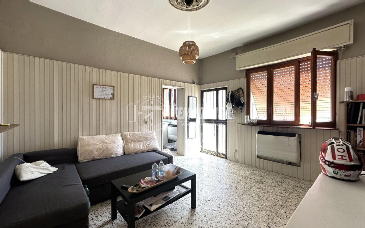 4 rooms Apartment in Castelcovati, Italy No. 142073