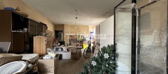 4 rooms Apartment in Castelcovati, Italy No. 142073 33