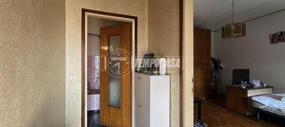 4 rooms Apartment in Castelcovati, Italy No. 142073 27
