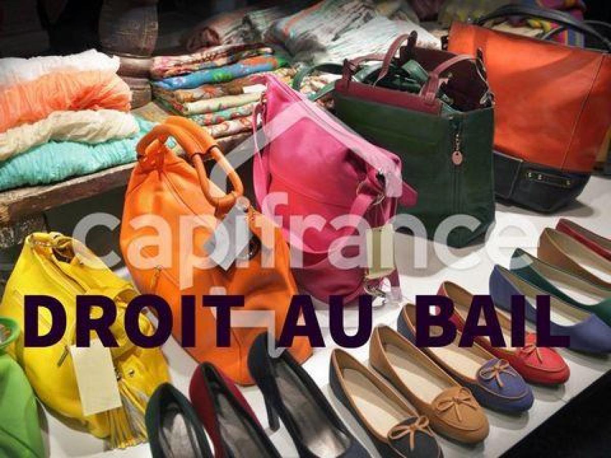 Oficina en Sarlat-la-Caneda, France 97 m² No. 21256