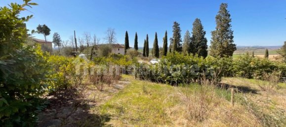 3 bedrooms Apartment in Siena, Italy No. 215560 2