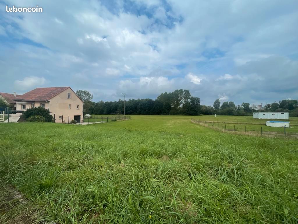 Grundstück in Saint-Gorgon, France 1016m², Nr. 218654