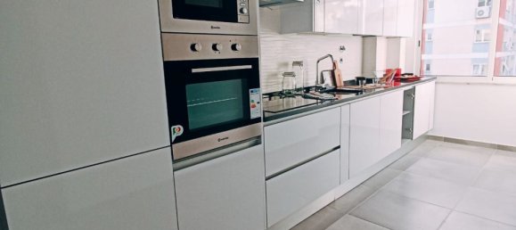 3 bedrooms Apartment in Lisbon, Portugal No. 148302 7