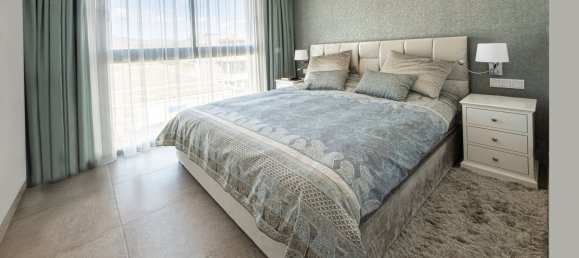 Ático de 2 dormitorios en Estepona, Spain No. 4768 13