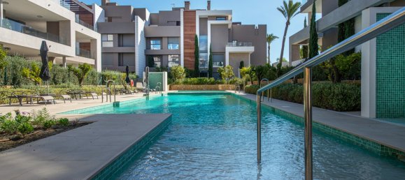 Ático de 2 dormitorios en Estepona, Spain No. 4768 3