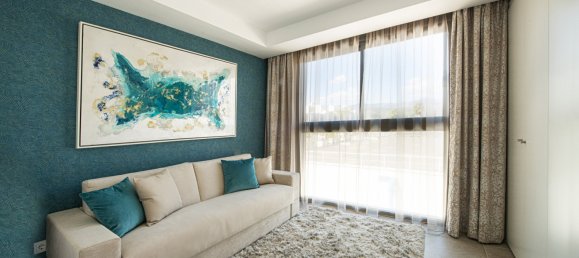 Ático de 2 dormitorios en Estepona, Spain No. 4768 16