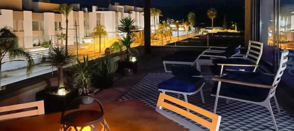 Ático de 2 dormitorios en Estepona, Spain No. 4768 21