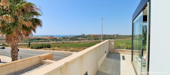 3 غرف نوم منزل في Alicante, Spain رقم 154745 21