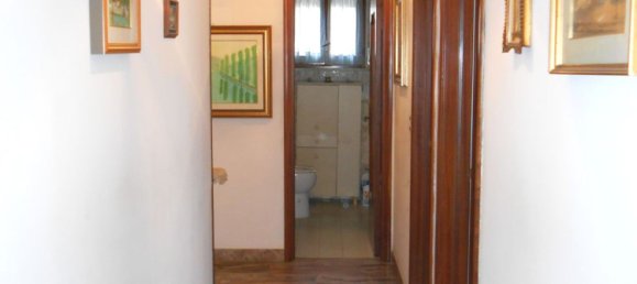 6غرفة شقة في Reggio Calabria, Italy رقم 219922 16