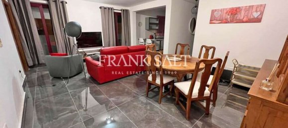 Apartamento de 2 dormitorios en Sliema, Malta No. 4604 2