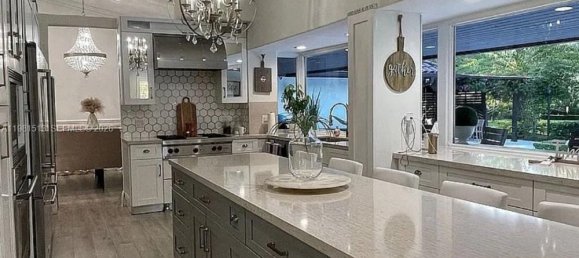 5 Schlafzimmer Villa in Miami, USA, Nr. 615257 12